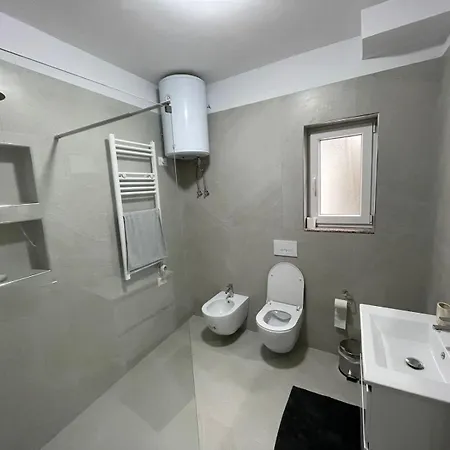 Lejlighed Kevi 's Place Tirana
