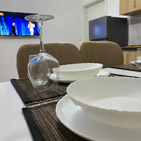 דירה Kevi 's Place