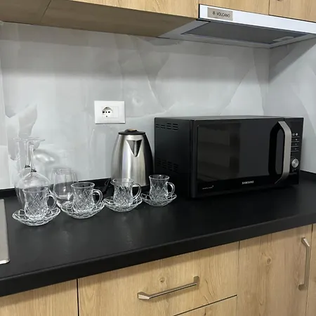 Апартаменты Kevi 's Place Тирана