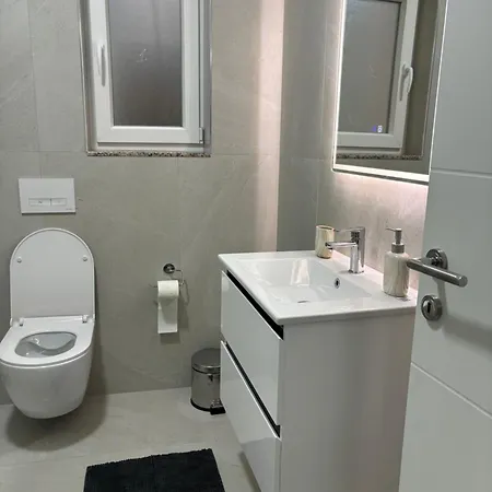 Kevi 's Place דירה *